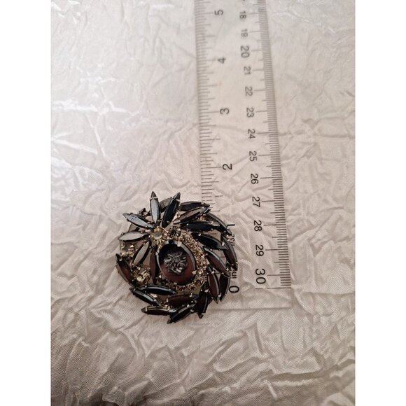 VTG Juliana Hematite & Clear Rhinestones with Molded Rose Cameo Brooch Ref#3933 - Picture 10 of 10